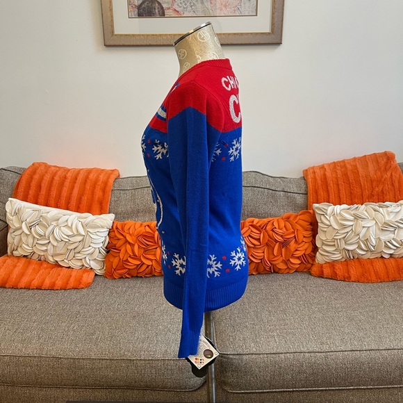 ❣️🆕MLB Chicago Cubs Light Up Snowflake Sweater❣️ - Picture 5 of 9